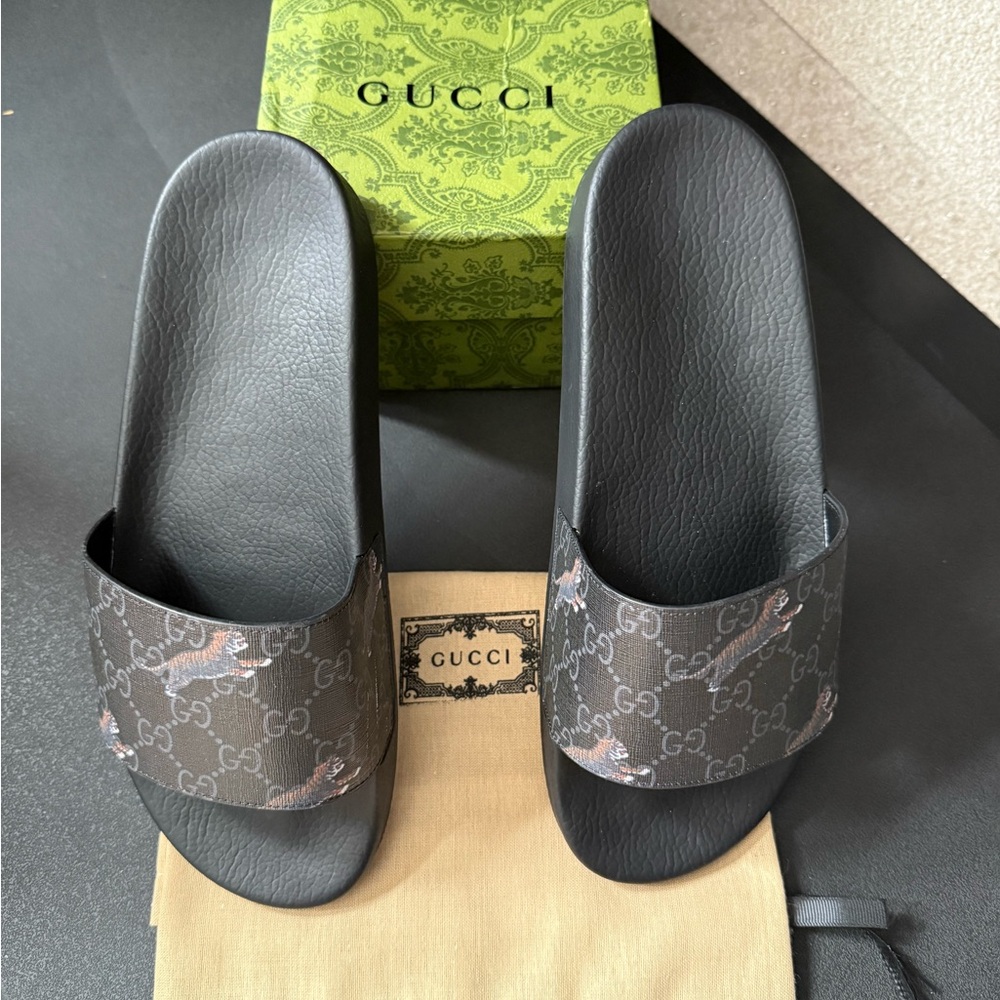 Gucci Men’s Pursuit Printed Tiger Sandal 12